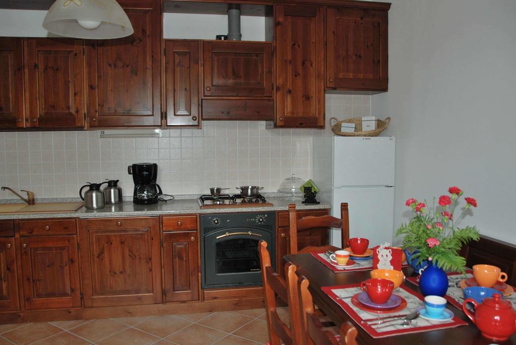 B&B La Casa Di Trizzi Como Exterior photo